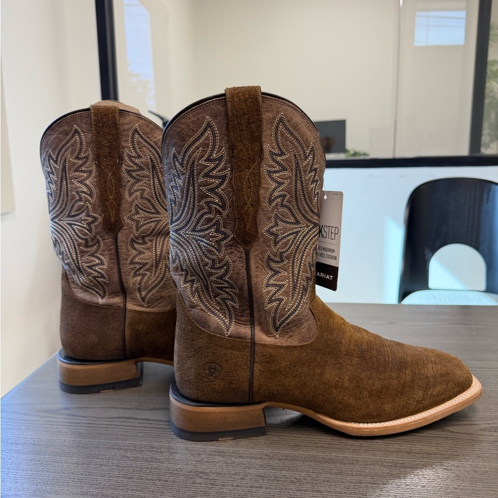 Men’s Ariat Walker Roughout Boots